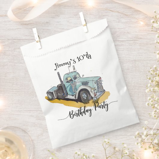 ボーイズ誕生日パーティーブルーセミトラック フェイバーバッグ (クリップ留めされた状態)