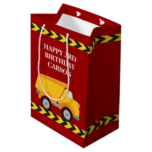 ボーイズ誕生日レッドダンプトラックカスタムキッズ ミディアムペーパーバッグ (裏面アングル)