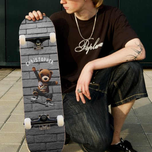 ボーイズSKATEBOARDINGテディベアブリックウォール名 スケートボード