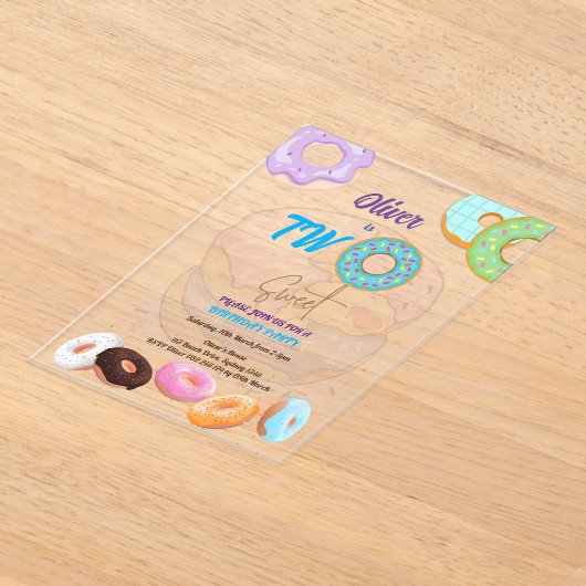 ボーイドーナツ2歳の誕生日 アクリル招待状 (レイダウン)