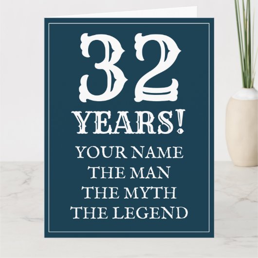 ボーイフレンドまたはパートナーに32番目の誕生日カードをお届けします。 カード (正面)