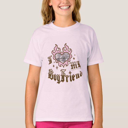 ボーイフレンド大好き - 赤 - DingusDesign - BbyTee Tシャツ (正面)