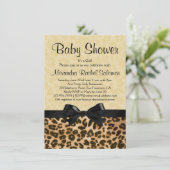 ボーガールベビーシャワー付きヒョウ柄招待状 招待状 (スタンド正面)