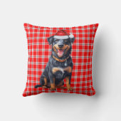 ボーセロンドッグレッドホリデイプラディクリスマス クッション (裏面)