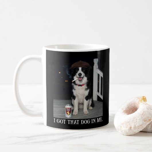 ボーダーコリーの面白いミーム「私の中にあの犬がいる」 コーヒーマグカップ (ドーナツ)