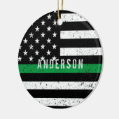 ボーダー動揺してパトロール薄い緑の線（名前あり） セラミックオーナメント (左)