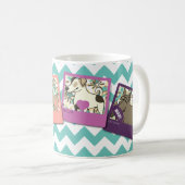 ボーダー及びシェブロンのbckgdが付いている4つの写真フレームのコラージュ コーヒーマグカップ (正面右)