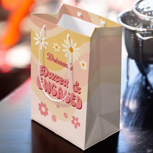 ボーッとグルーヴ婚約したィーなレトロデイジーバチェロレッテ ミディアムペーパーバッグ