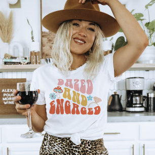 ボーッ婚約したドとバチェロレッテTシャツ Tシャツ