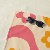 ボーッ婚約したドとレトロ70年代のバチェロレッテ週末 ビーチタオル (インサイチュ)