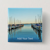 ボーツアットザマリーナバイシャーリーテイラー 缶バッジ (正面)