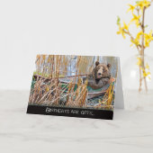 ボートで微笑む誕生日のクマ カード (黄色い花)