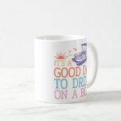 ボートで飲むには良い日だ コーヒーマグカップ (正面右)