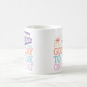 ボートで飲むには良い日だ コーヒーマグカップ (中央)