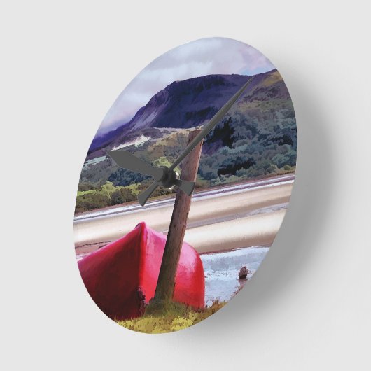 ボートと山の風景 ラウンド壁時計 (傾斜)