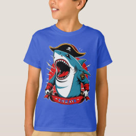 ボートに乗ったかわいい海賊のサメTシャツ Tシャツ