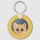 ボートの舷窓から顔を出すかわいい猫 キーホルダー (正面)