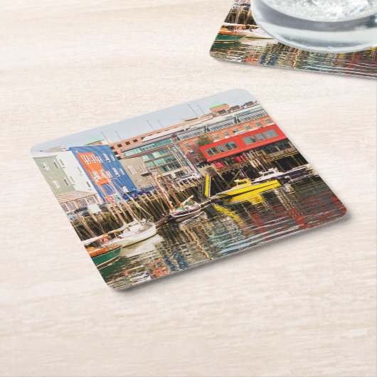 ボートは|ポートランド、メインを繋ぎ止めました スクエアペーパーコースター (アングル)