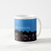 ボートハウスの列、Phila、PA コーヒーマグカップ (正面右)