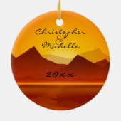 ボートパーソナライズされたカップル山の愛オーナメント セラミックオーナメント (裏面)