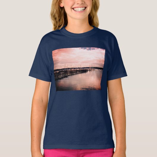 ボート波止場 Tシャツ (正面)