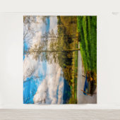 ボート湖山の背景の曇り空 タペストリー (正面)