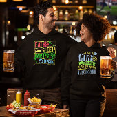 ボードの使い方を知っている女の子 – Dart パーカ