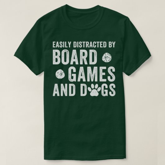 ボードゲームや犬のGaに気を取られおもしろいやすい Tシャツ (デザイン正面)