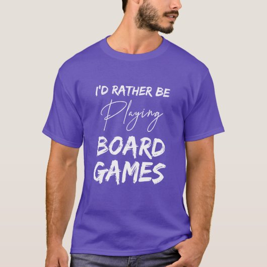 ボードゲームをプレイ中 ギーク おもしろい Tシャツ (正面)