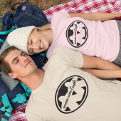 ボードゲームカップル黒枠メンズシャツ Tシャツ