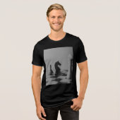 ボード上のチェスの駒。 トライブレンドＴシャツ (正面全面)