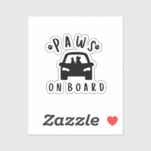 ボード上のポーズキュートなペットラバーカー