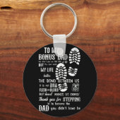 ボーナスパパ父親の日娘の息子のための継父 キーホルダー (正面)