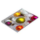 ボーブル付き白いクリスマスツカラフルリー ノートブック (左側)