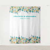 ボーホーなターコイズブルーとゴールドの水彩花柄のウェディング タペストリー (正面)