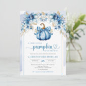 ボーホーアーチの水彩画の青いパンプキン、ダスティーブルーとゴールド 招待状 (スタンド正面)