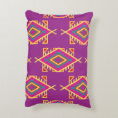 ボーホーチック: エスニックシームレスオーナメント アクセントクッション (裏面(縦))