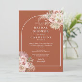 ボーホー テラコッタ パンパス グラス アーチ ブライダル シャワー 招待状 (スタンド正面)