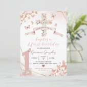 ボーホー ブラッシュ ピンク バタフライ 洗礼 & 1歳 誕生日 招待状 (スタンド正面)