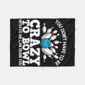 ボーリングおもしろいデザイン女子男性へキッズボウリングをする人、 クリケットの投手ボウ フリースブランケット (正面(横))