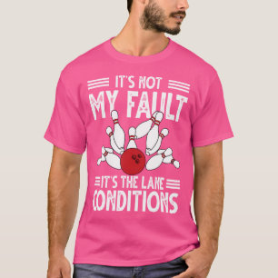 ボーリングおもしろいボウリングをする人、 クリケットの投手チームボーリングレーンスペア Tシャツ
