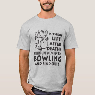 ボーリングおもしろい Shirtがボウリングをする人、 クリケットの投手ギフトを見つける Tシャツ