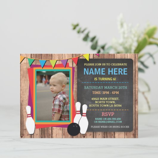 ボーリングをする招待の写真ボールの黒板の招待状 招待状 (スタンド正面)