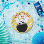 ボーリングをする紙皿 ペーパープレート (パーティー)