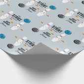 ボーリングピザストライクアップいくつかのおもしろい子供の誕生日 ラッピングペーパー (角)