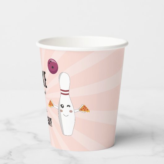 ボーリングピザストライクアップいくつかのおもしろい子供の誕生日 紙コップ (裏面)