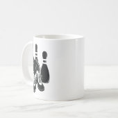 ボーリングピンシューズとボールスポーツアート コーヒーマグカップ (正面左)