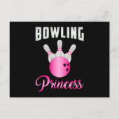 ボーリングプリンセスガールクイーンボウルボウリングをする人、 クリケットの投手おもしろいギフト ポストカード (正面)