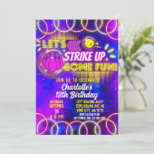 ボーリングレッツストライクアップおもしろいネオングロー誕生日 招待状 (スタンド正面)