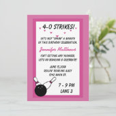 ボーリング誕生日パーティピンク年齢のカスタマイズ可能 招待状 (スタンド正面)
